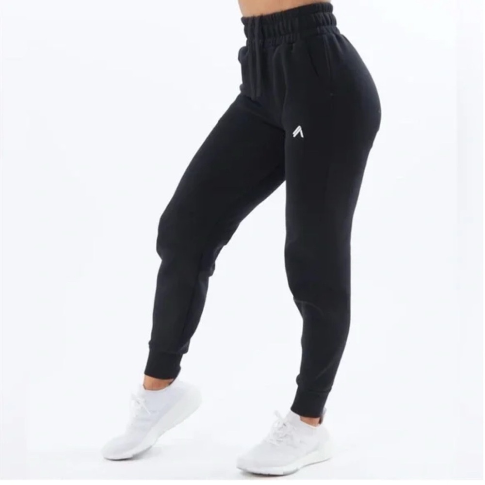 Alphalete Women’s Black ELMTS Activewear Zip Jogger Sweats‎ Medium